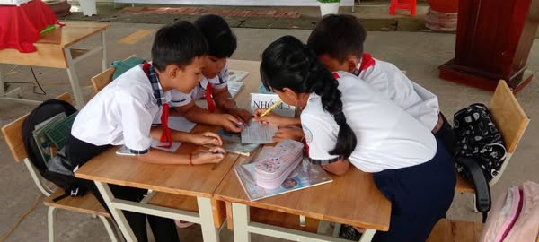 Hội nghị chuyên đề “Dạy học tích hợp nhằm phát triển phẩm chất, năng lực học sinh theo Chương trình Giáo dục phổ thông 2018” cấp huyện năm học 2024-2025.